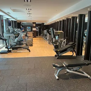 تحقق من التوفر